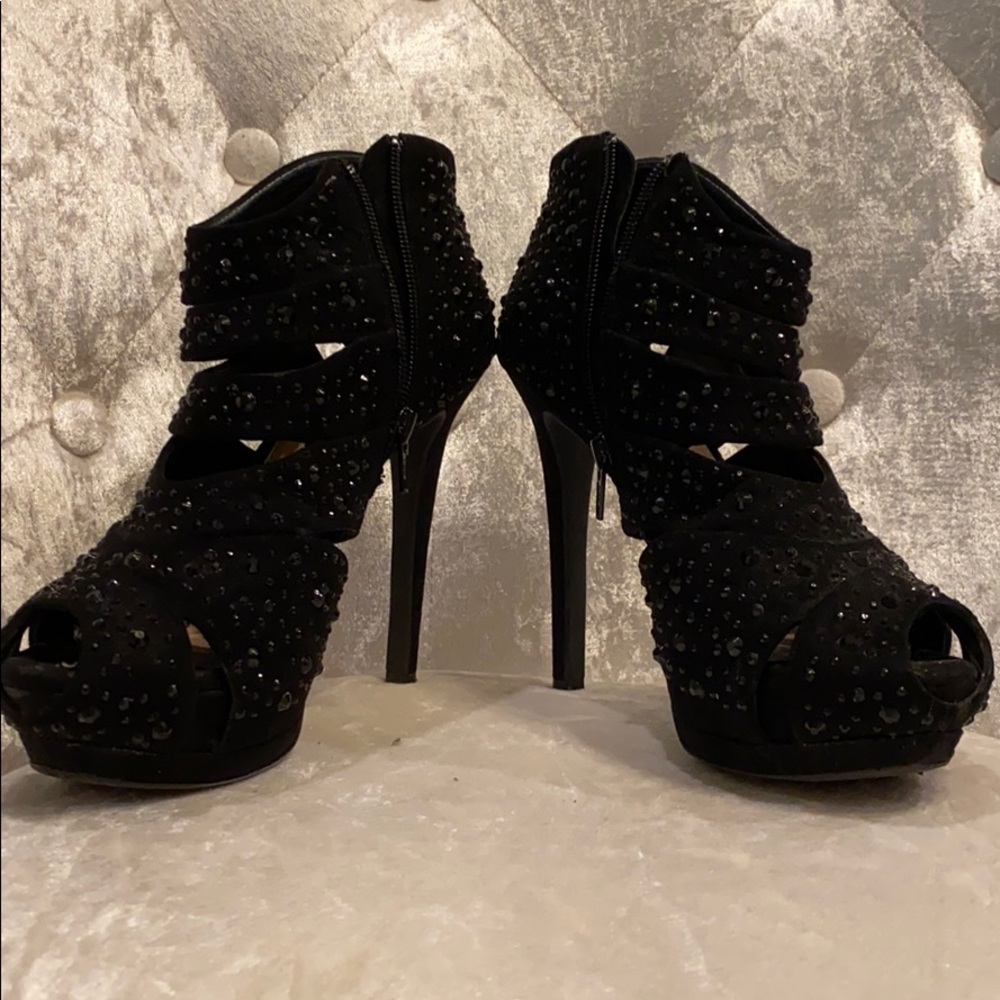 Gianni Bini Black Heels
